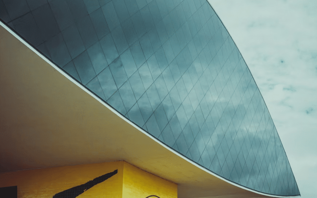 O Olhar que Habita a Curva: Uma Imersão no Museu Oscar Niemeyer