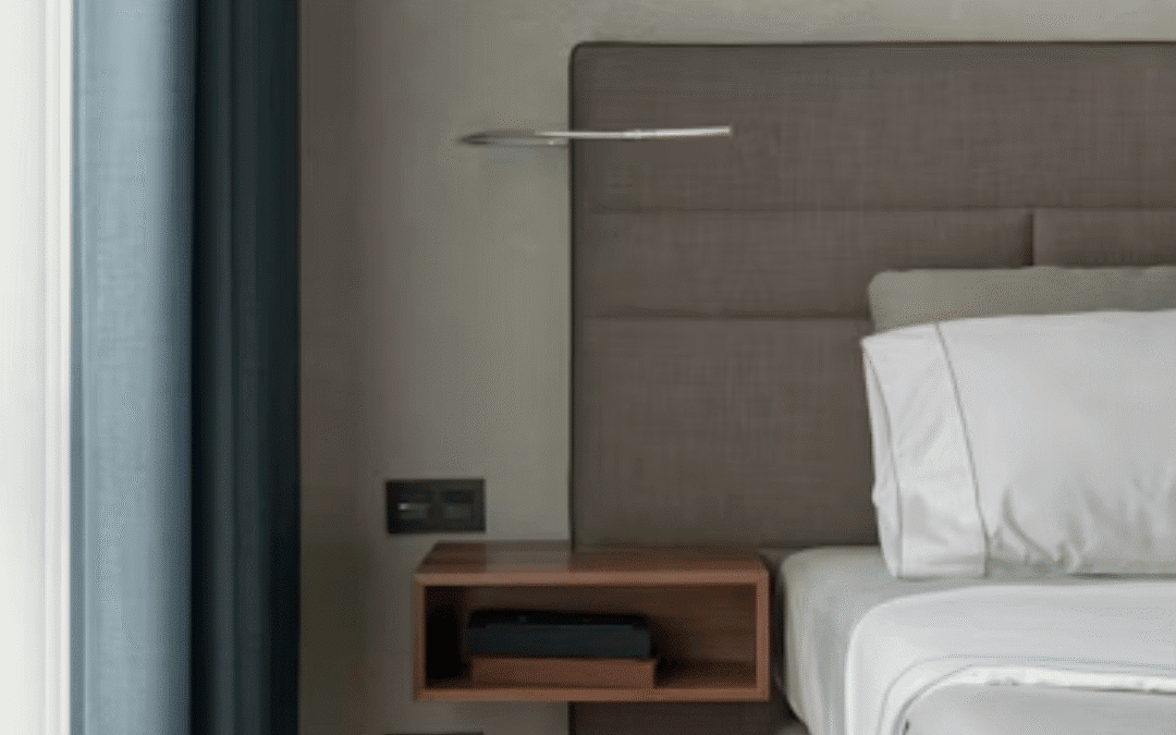 Da Hotelaria para o Lar: O que os ícones do luxo mundial nos ensinam sobre a suíte master ideal